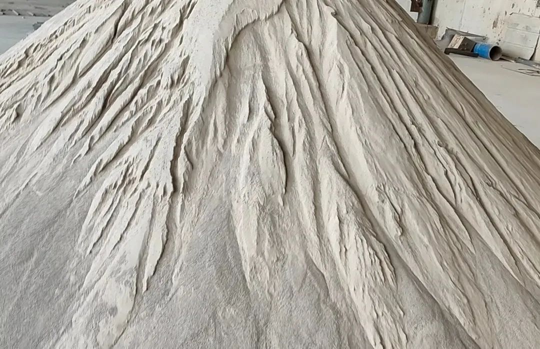 干法制砂防离析防扬尘的秘密武器——加湿拌合机